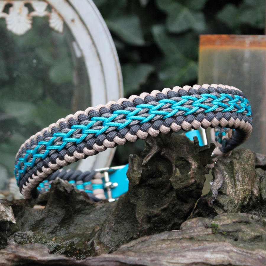 Paracord halsband 