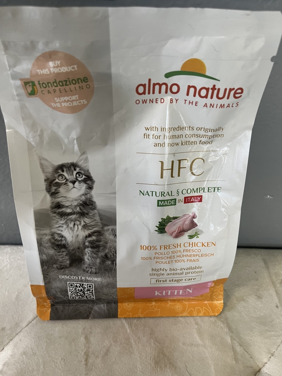 Almo kittenvoer