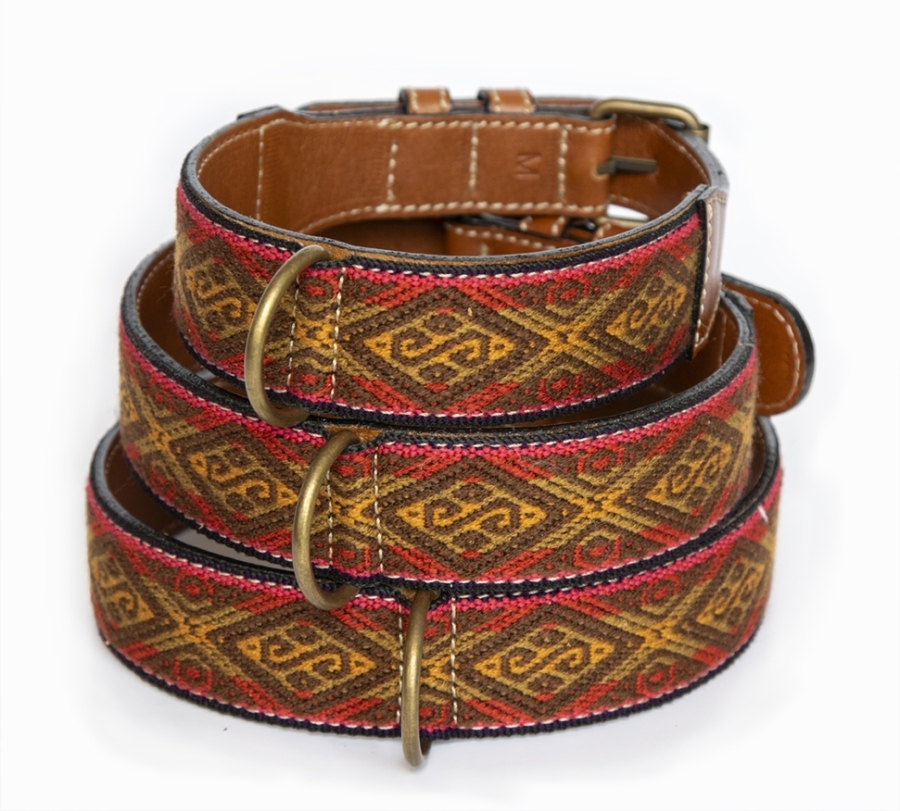 Halsband Yanasu bruin van Dogs Love Munay