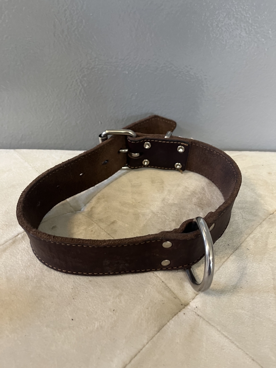 Bruine halsband