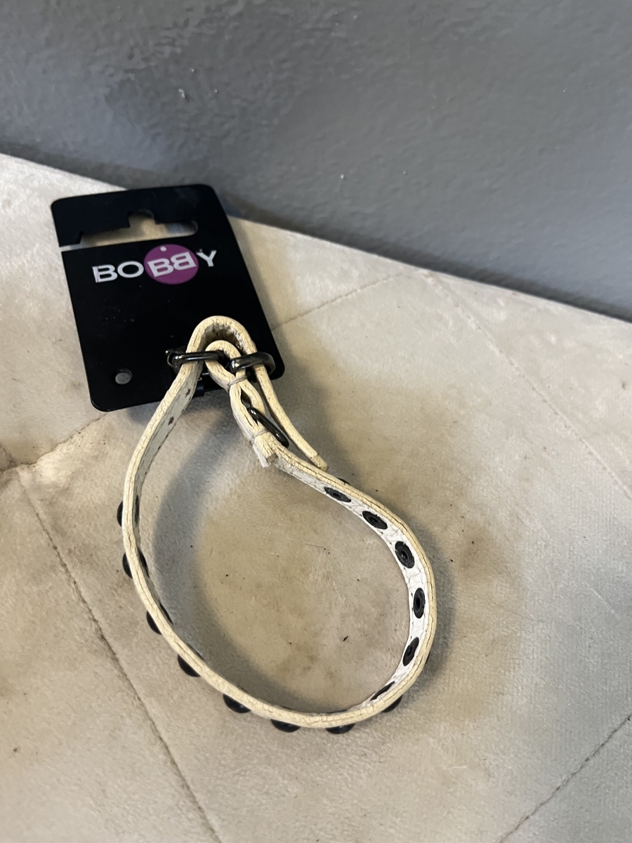 Bobby halsband