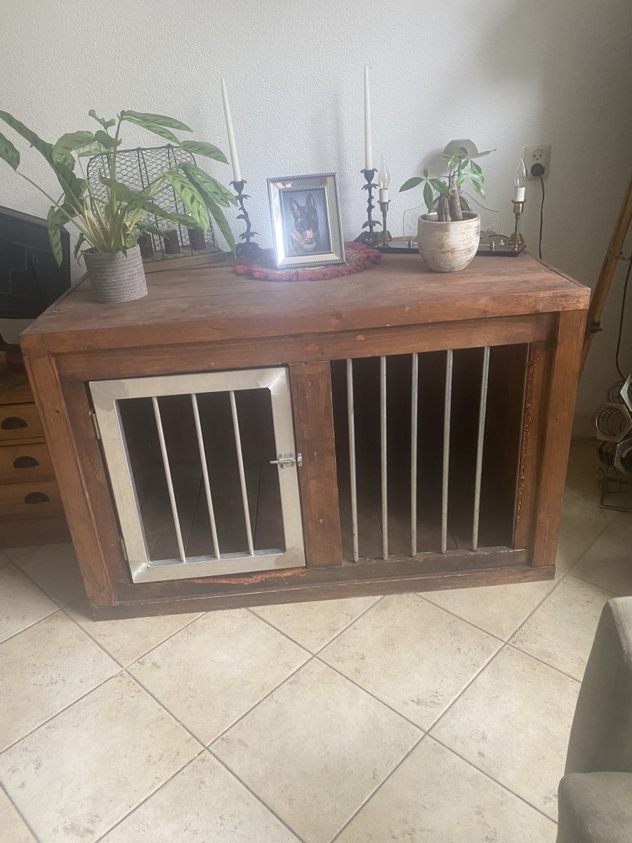 Grote bench van stijger hout